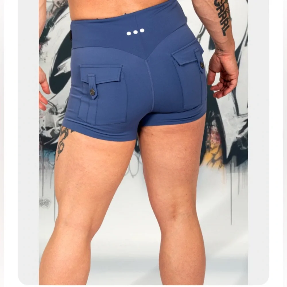 GRRRL BLUE SHORTS - Picture 3 of 9